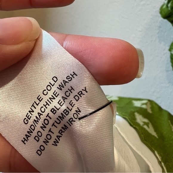 Charina Sarte Mini Dress - Picture 7 of 11